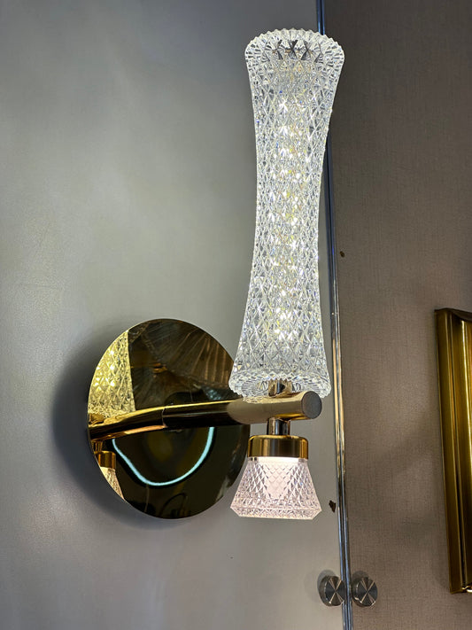 Lightigious™ - Modern LED Wall Light, Gold Finish, Stainless Steel & Acrylic