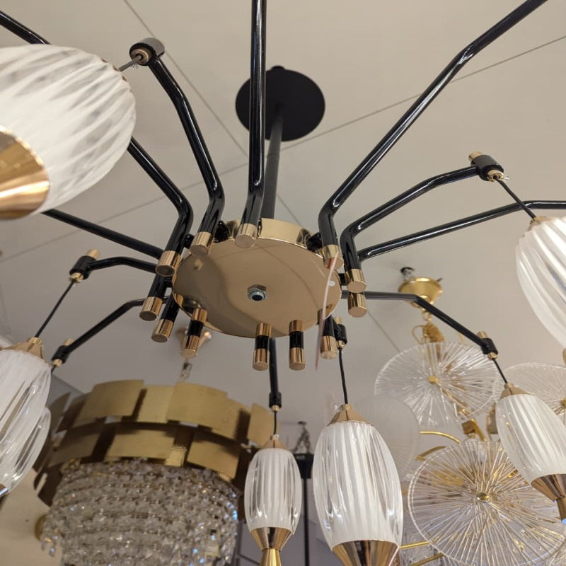 Lightigious™ – Tulip Chandelier