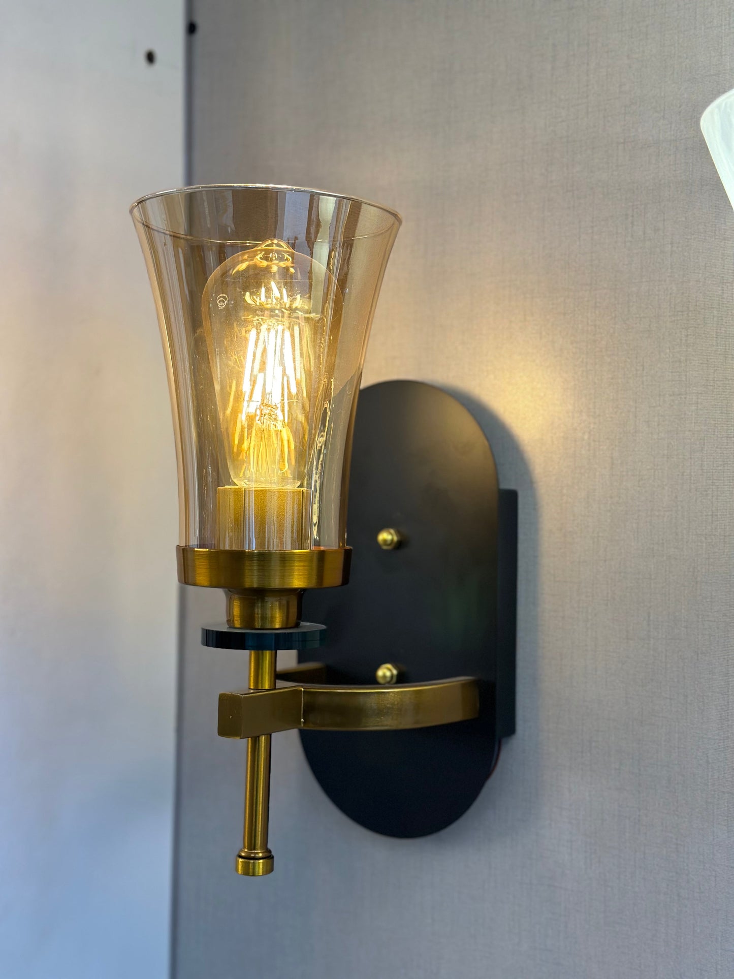 Black nordic wall Light
