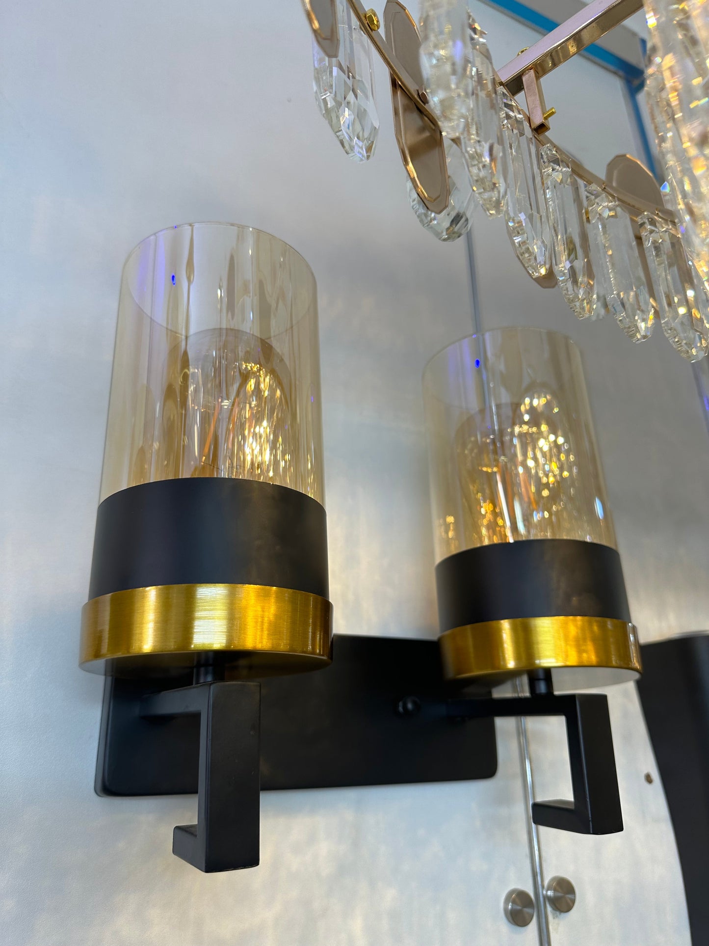 Lightigious™ - Modern Wall Light with Amber Glass, E27 LED, Black & Gold Antique