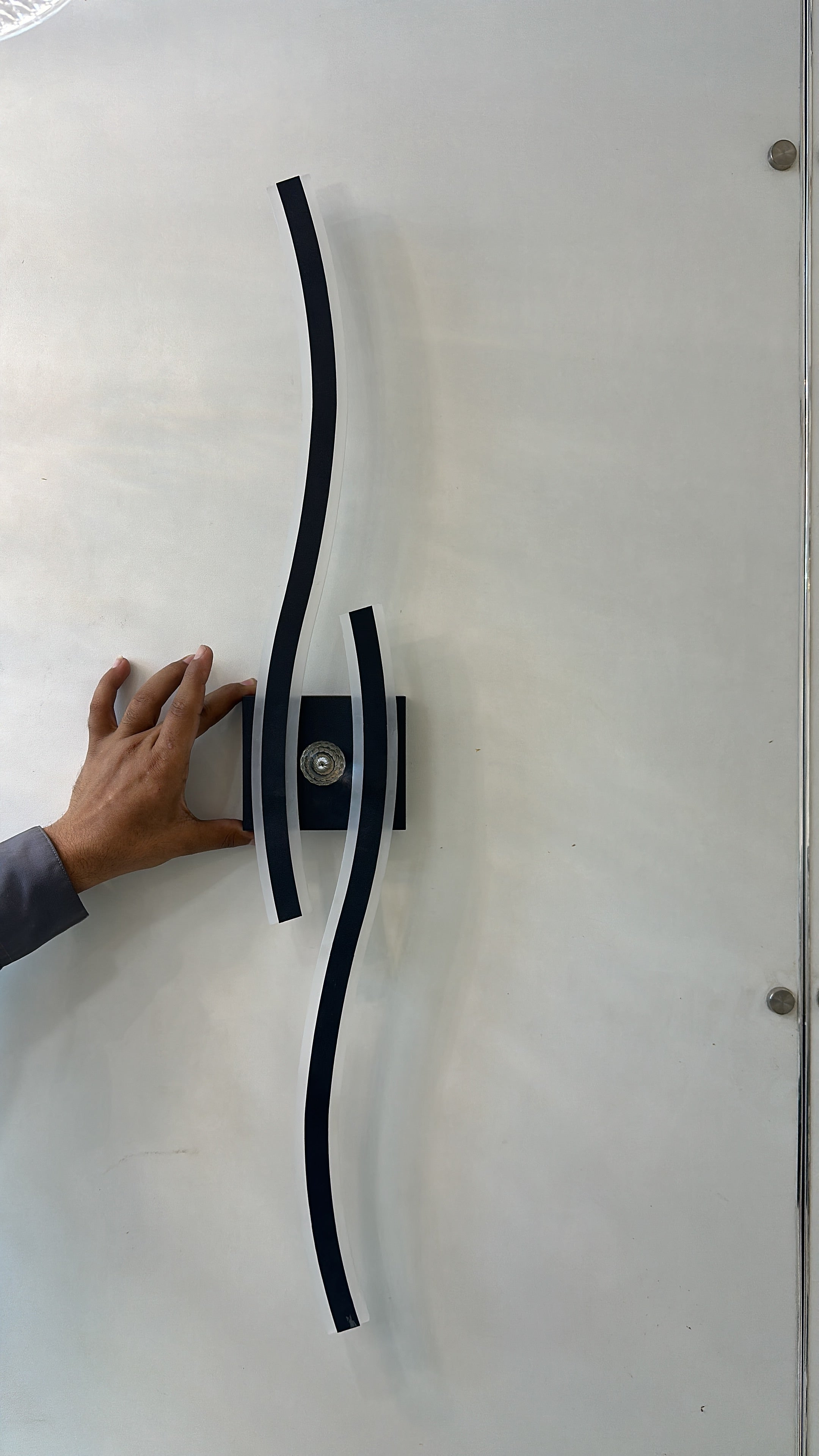 Lightigious™ - Modern Curve Wall Light, Iron & Acrylic, LED, 3 Size Options