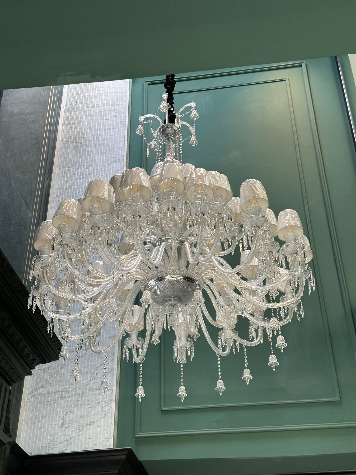Lightigious™ – Luxury White Baccarat  Crystal Chandelier