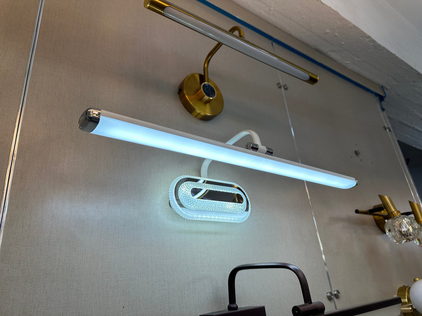 Lightigious™ - White Picture Light (LED, SMD, Multiple Color Temps)