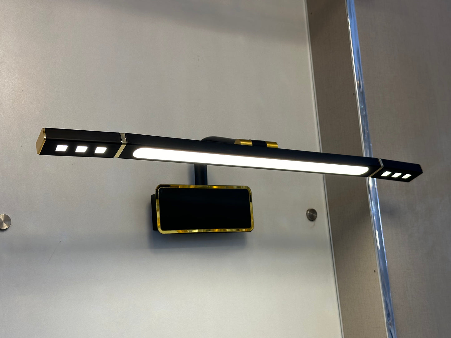 Lightigious™ - 22 inch Modern Black Picture Light