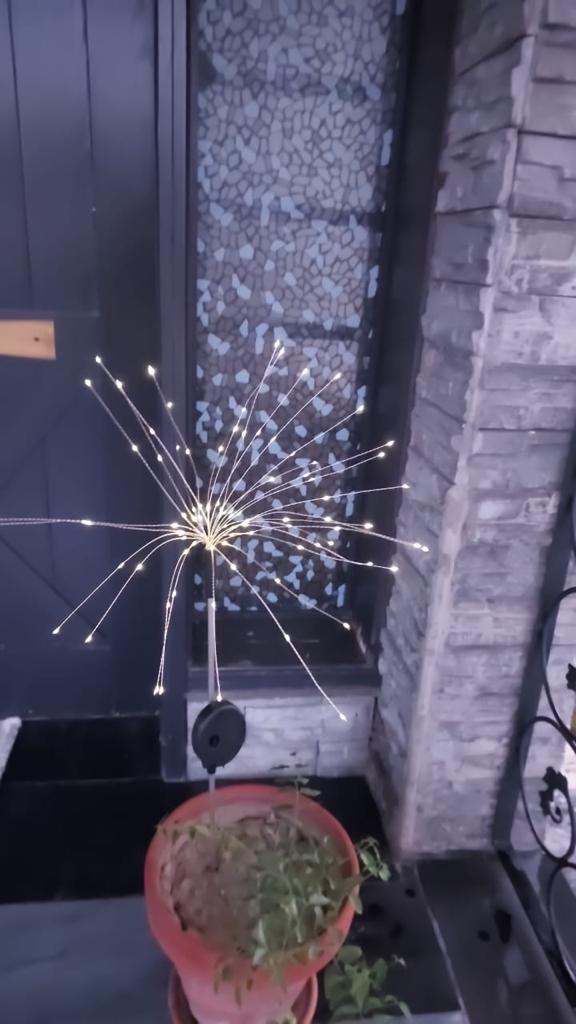 Lightigious™ - Solar Fireworks Outdoor Light (Warm White, Solar Powered)