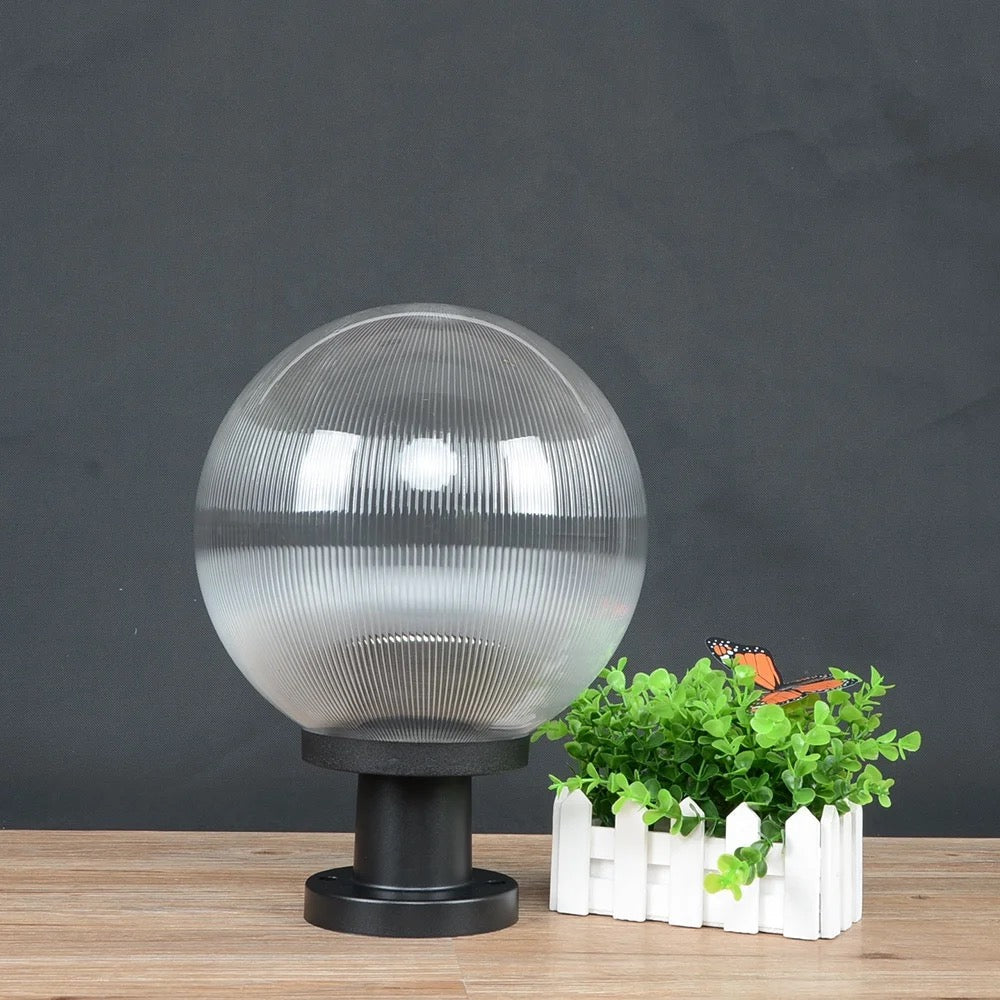 Lightigious™ - Acrylic Gate Globe Light