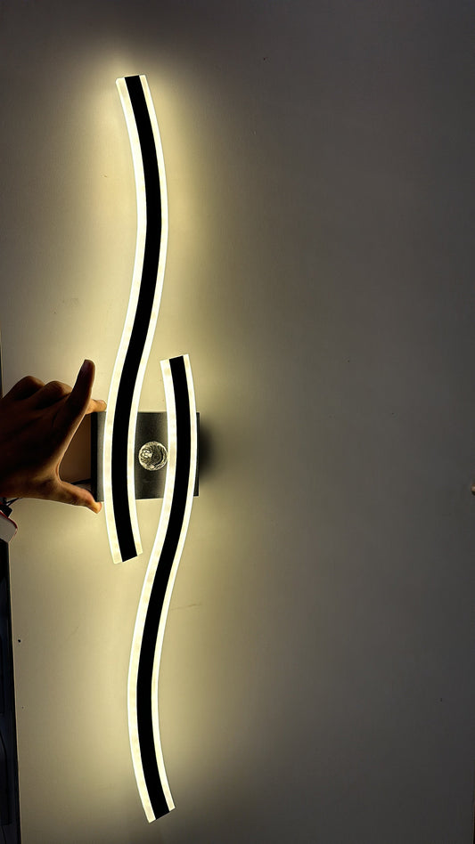 Lightigious™ - Modern Curve Wall Light, Iron & Acrylic, LED, 3 Size Options