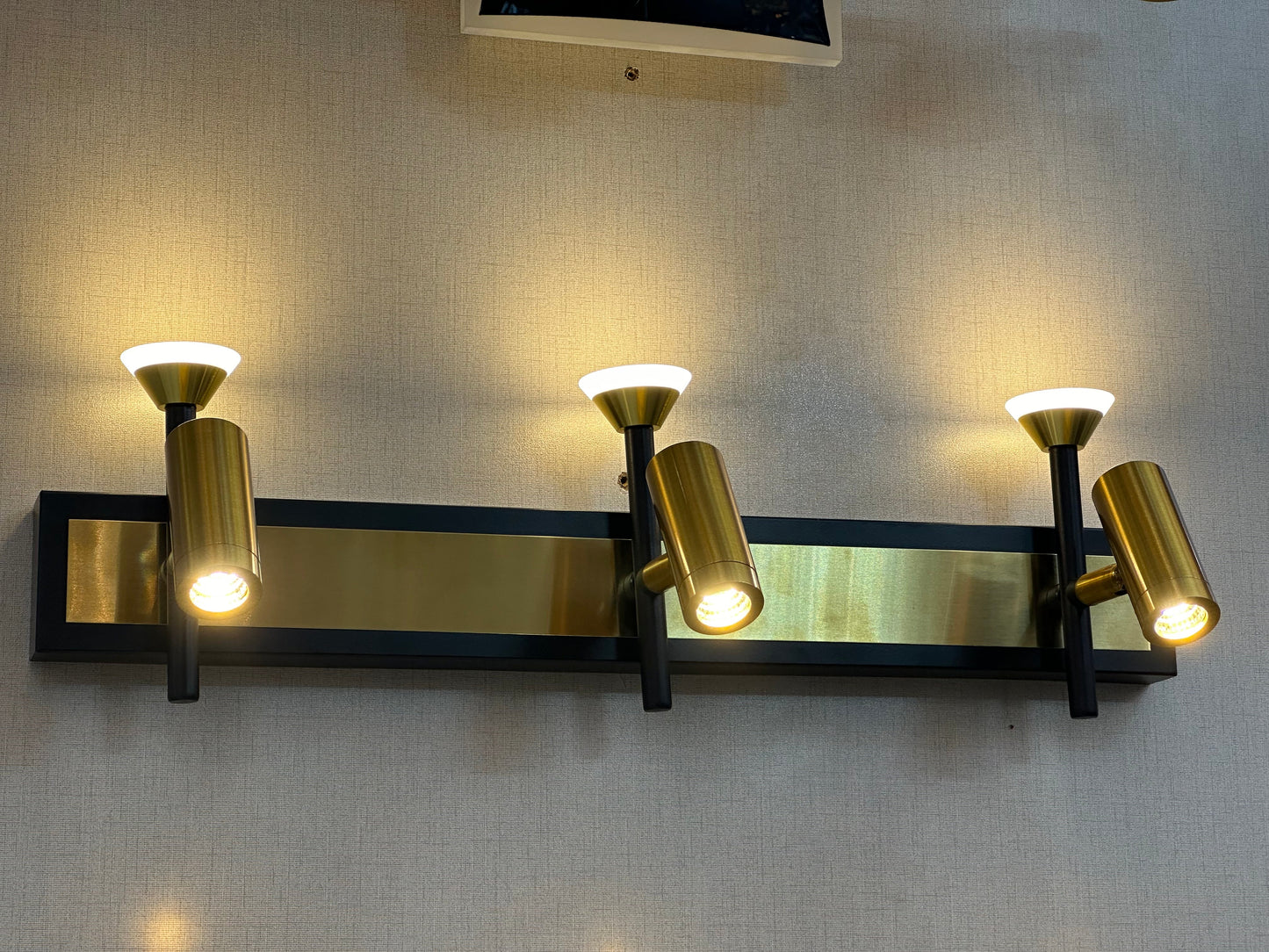 Lightigious™ - Black Golden COB Vanity Light (Sleek Design, Warm White)