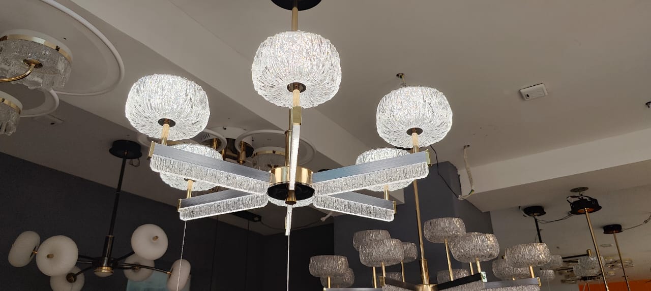 Lightigious™ – NovaBeam LED Chandelier