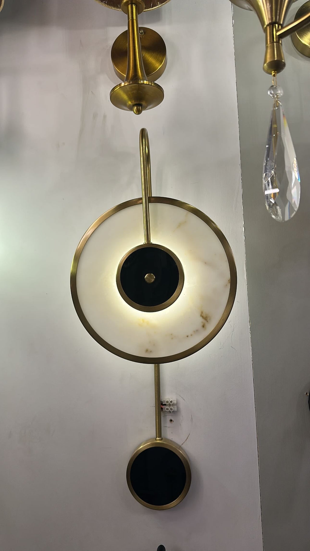 Lightigious™ -  Alabastro Eclipse