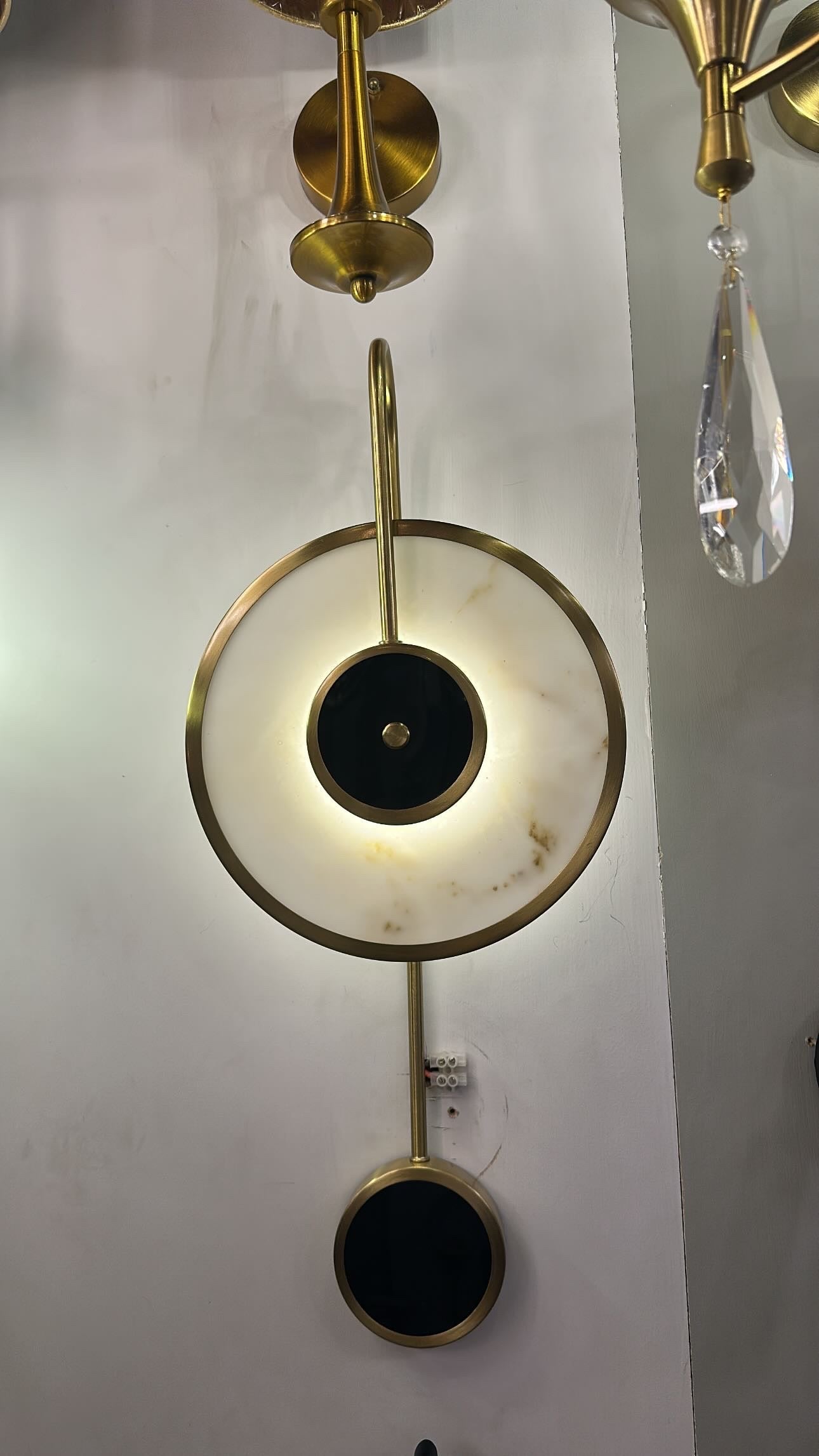 Lightigious™ -  Alabastro Eclipse