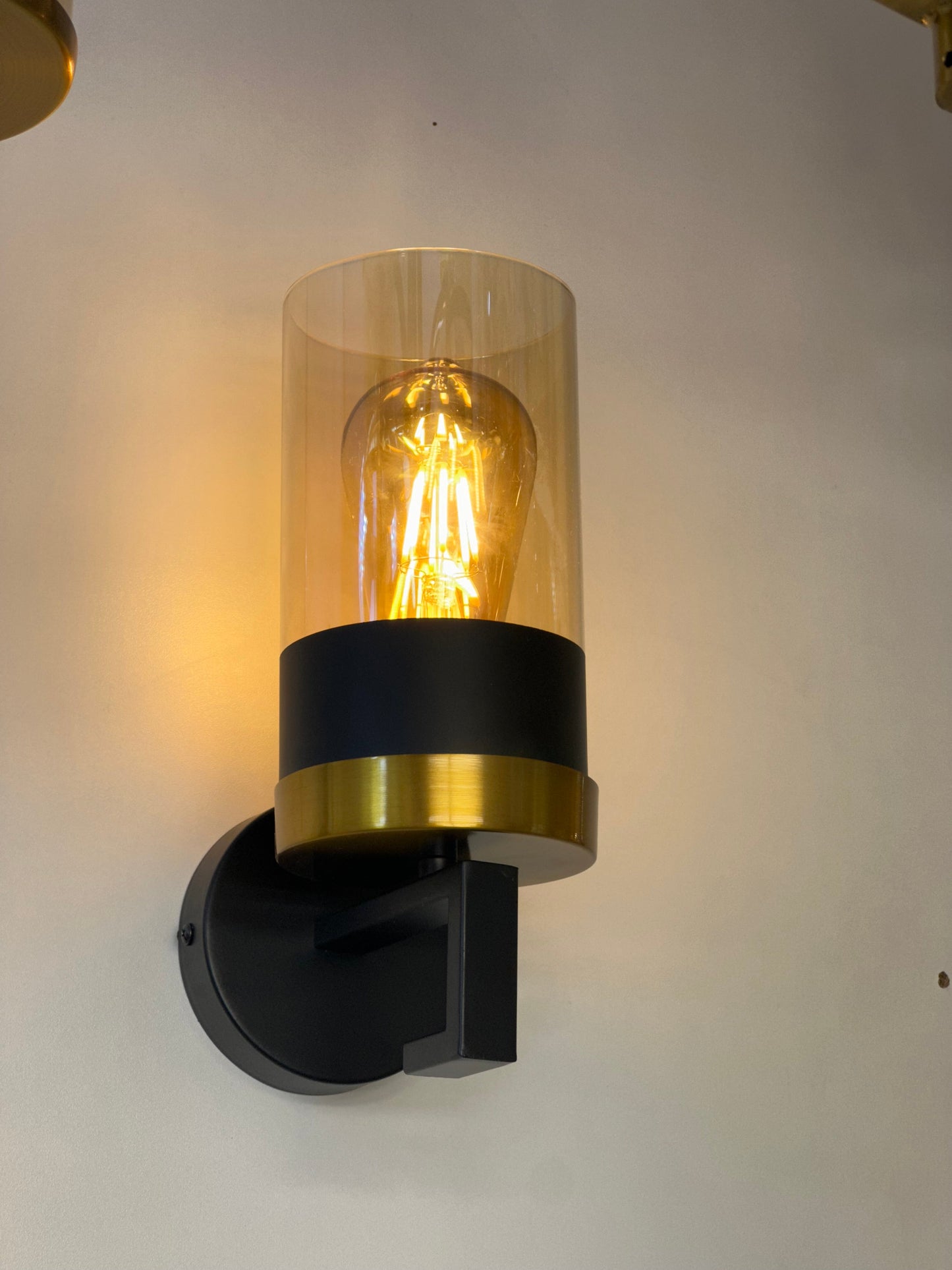 Lightigious™ - Modern Wall Light with Amber Glass, E27 LED, Black & Gold Antique