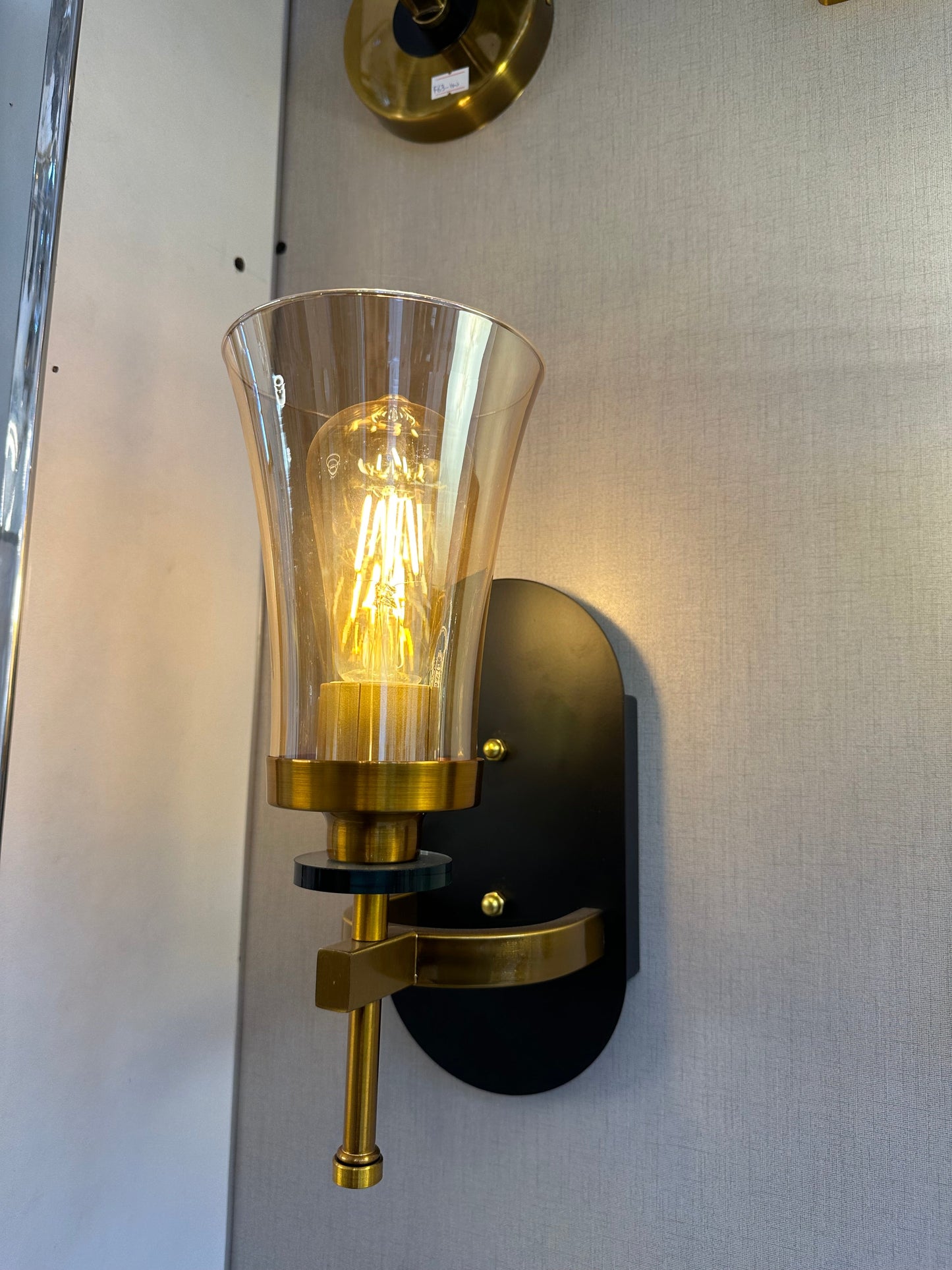 Black nordic wall Light