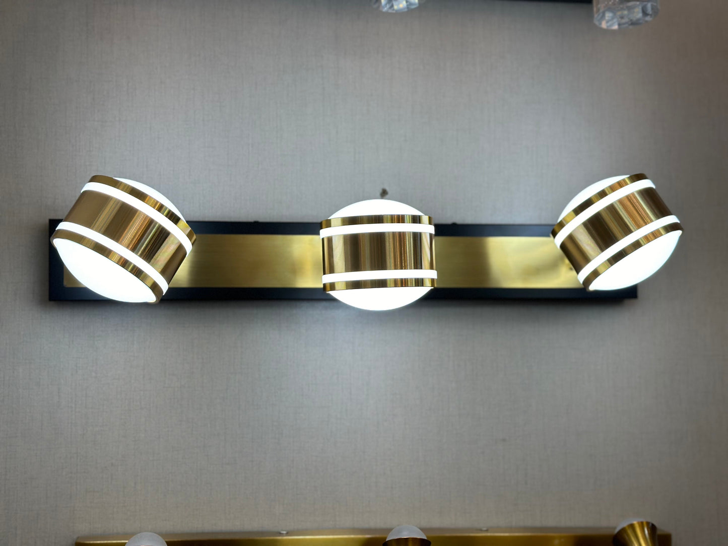 Lightigious™ - Golden Antique Vanity Light (Elegant Design, SMD LED)