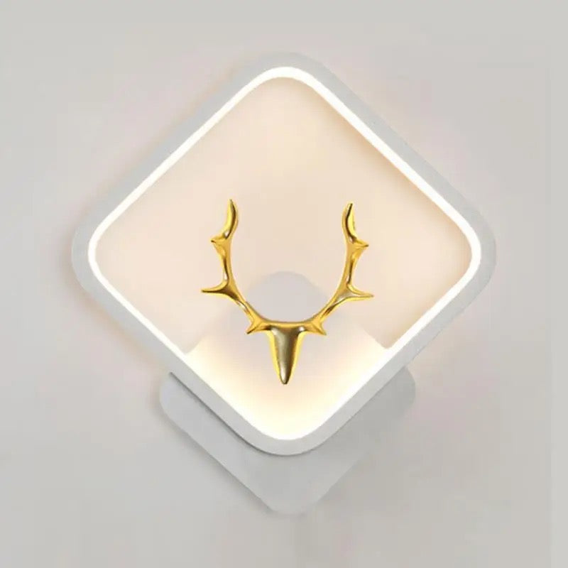 Lightigious Markhor Wall Light - side profile view