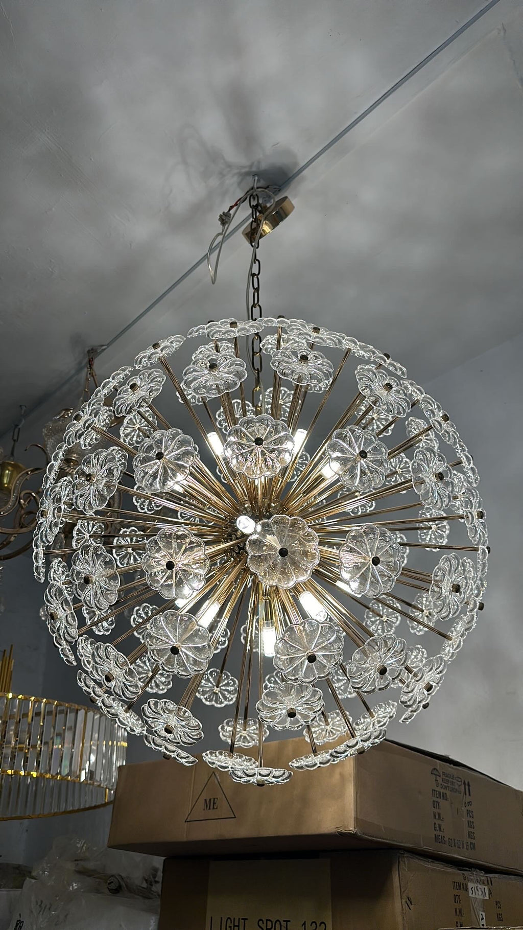 Lightigious Postmodern Ball Chandelier gold transparent acrylic spheres 600mm main view
