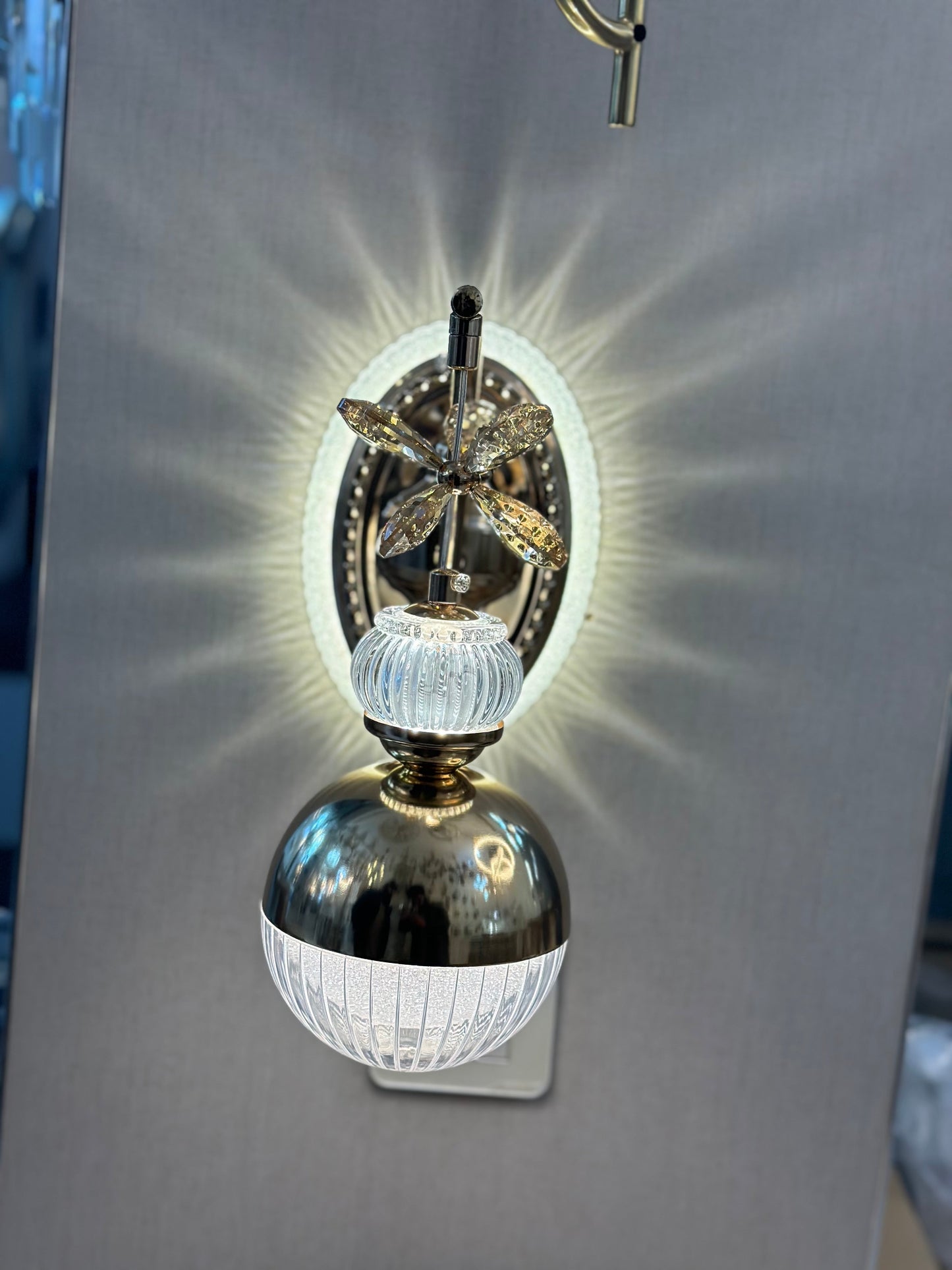 Lightigious™ - Modern SMD Wall Sconce, Gold, Adjustable LED Light
