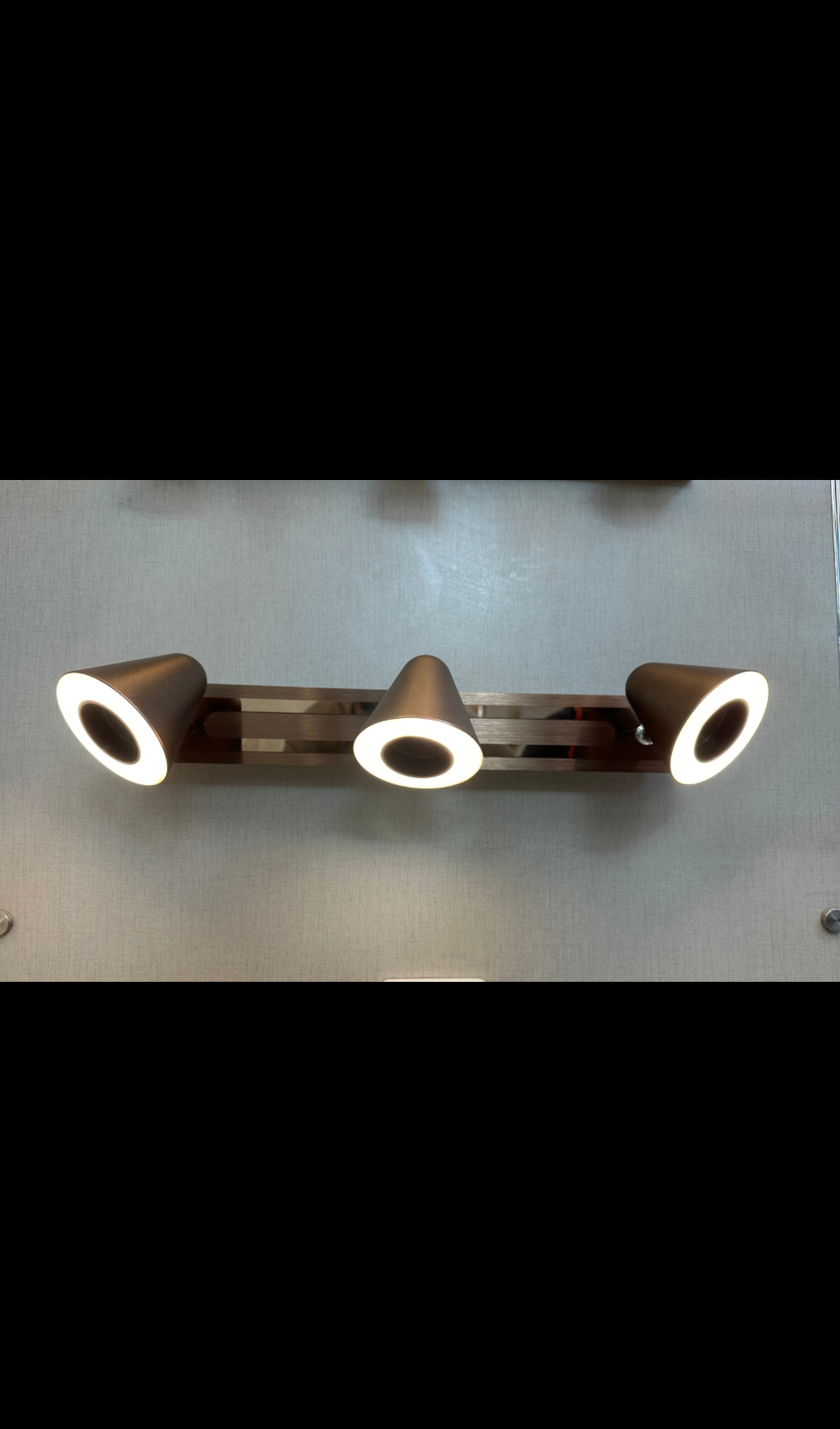 Lightigious Coffee Vanity Light product render 3-colour front view